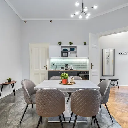 דירה Synagogue 2 Bedroom S162