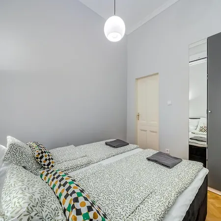 Apartman Synagogue 2 Bedroom S162