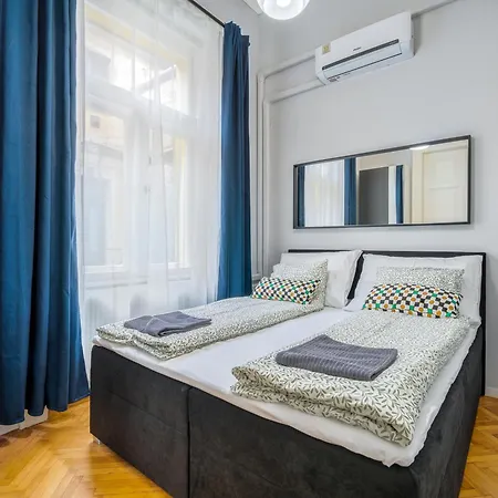 Synagogue 2 Bedroom S162 *