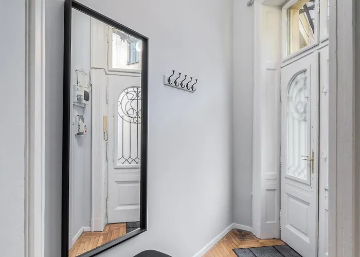 Synagogue 2 Bedroom S162 Budapeste