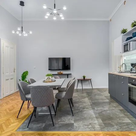 Synagogue 2 Bedroom S162 * بودابست